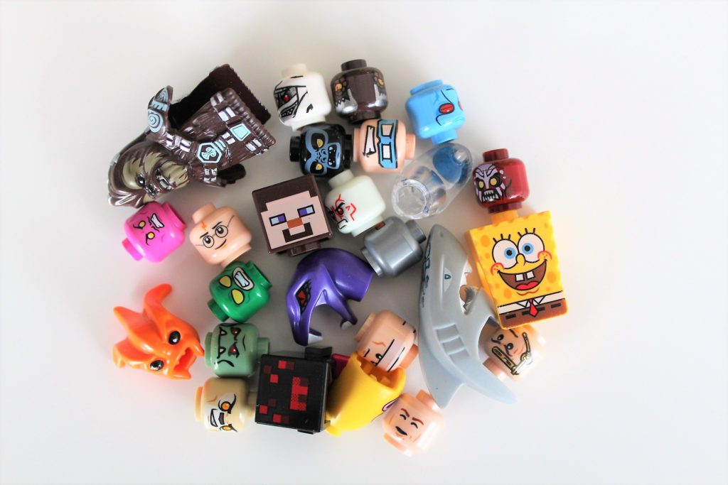25 Special LEGO® Minifig Heads The Minifig Club