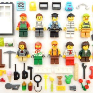 Bundle of LEGO Minifigs (4.24 OTO)