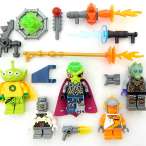 LEGO Alien Minifig Bundle (7.12 OTO)