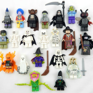 x3 Mystery LEGO Halloween Minifigs