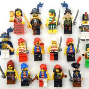x3 Mystery LEGO Pirate Minifigs
