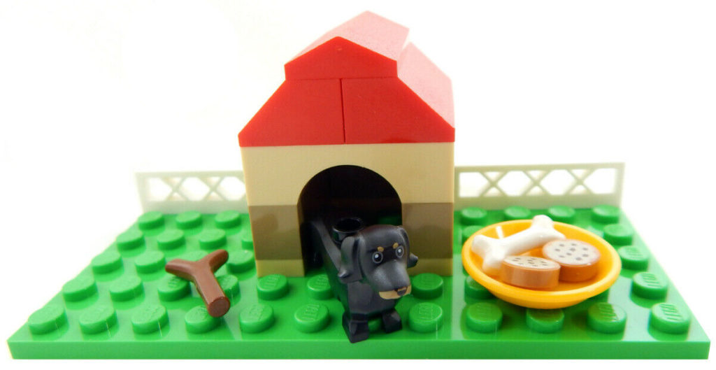 LEGO Dachshund with Doghouse Bundle ('Weiner Dog') The Minifig Club