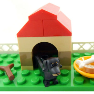 LEGO Dachshund with Doghouse Bundle (‘Weiner Dog’)