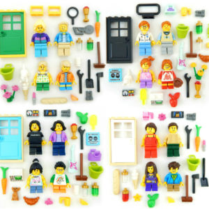 Mystery Family Bundle of 4 LEGO Minifigs and Accessories