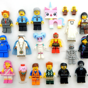 3 Mystery LEGO Movie Minifigs