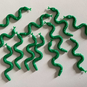 Pack of 10 LEGO Green Snakes