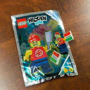 LEGO Hidden Side ‘Possessed Pizza Driver’ Minifig – Sealed Polybag