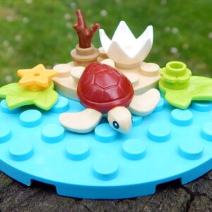 LEGO Sea Turtle Hatchling Scene
